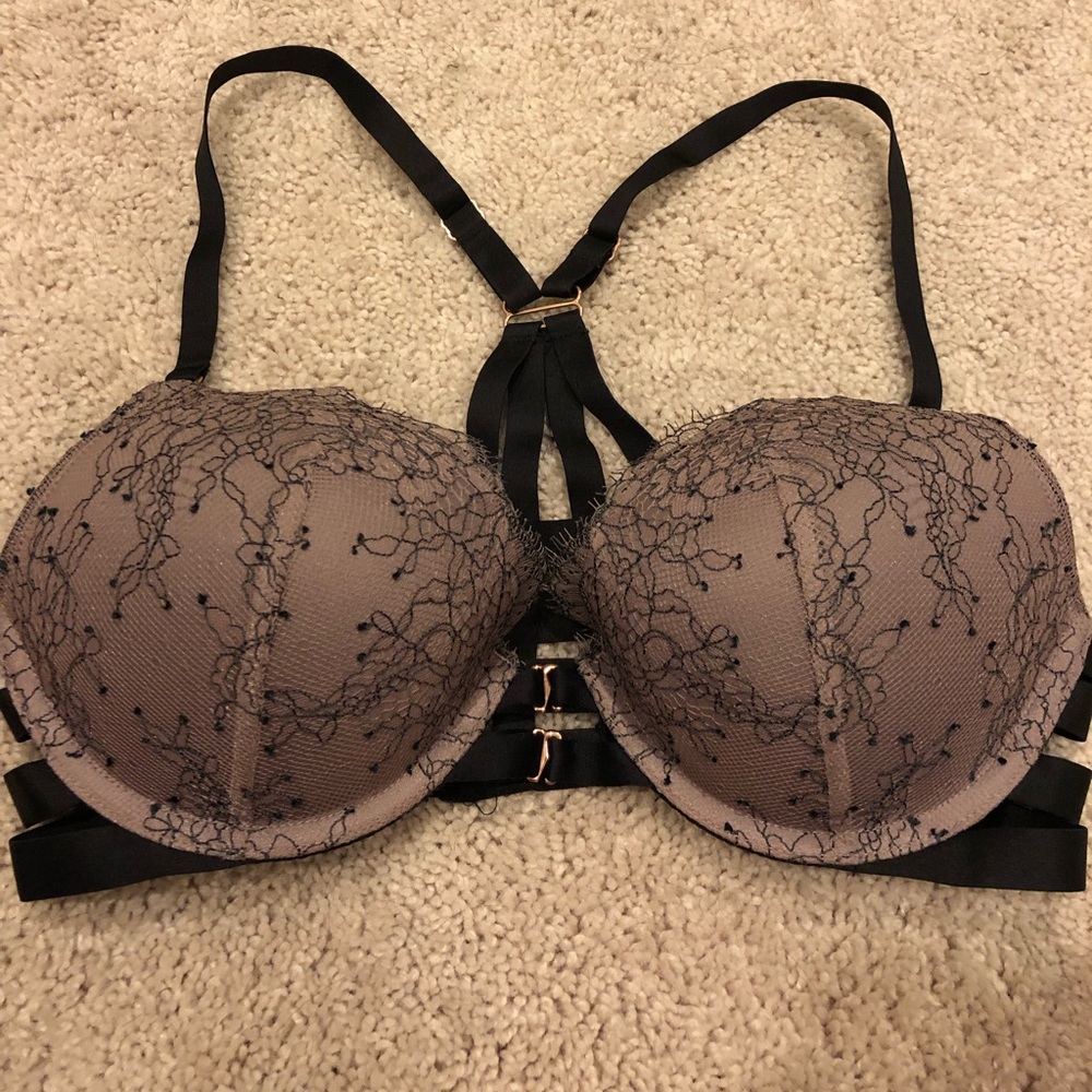 Very Sexy strappy push-up